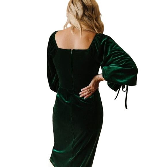 Ivy City Women's Scarlett Velvet Green Puff Sleeve Square Neck Dress 3X - Picture 3 of 16